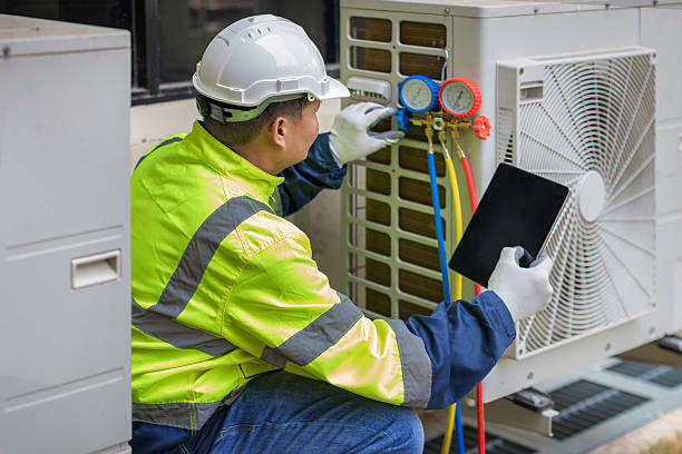 Professional Hvac technician working in Somerville, MA